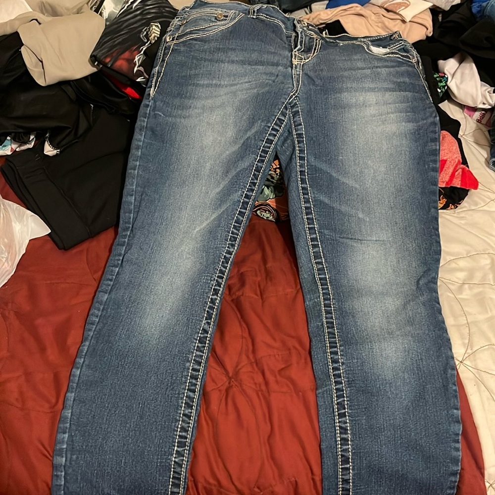Jeans